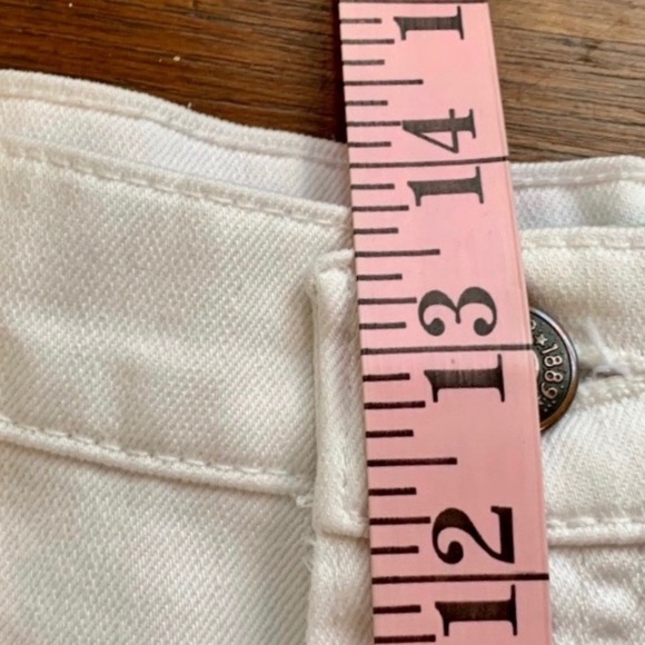 Lee High Rise Mom Jeans white straight leg EUC 14 - Picture 6 of 8